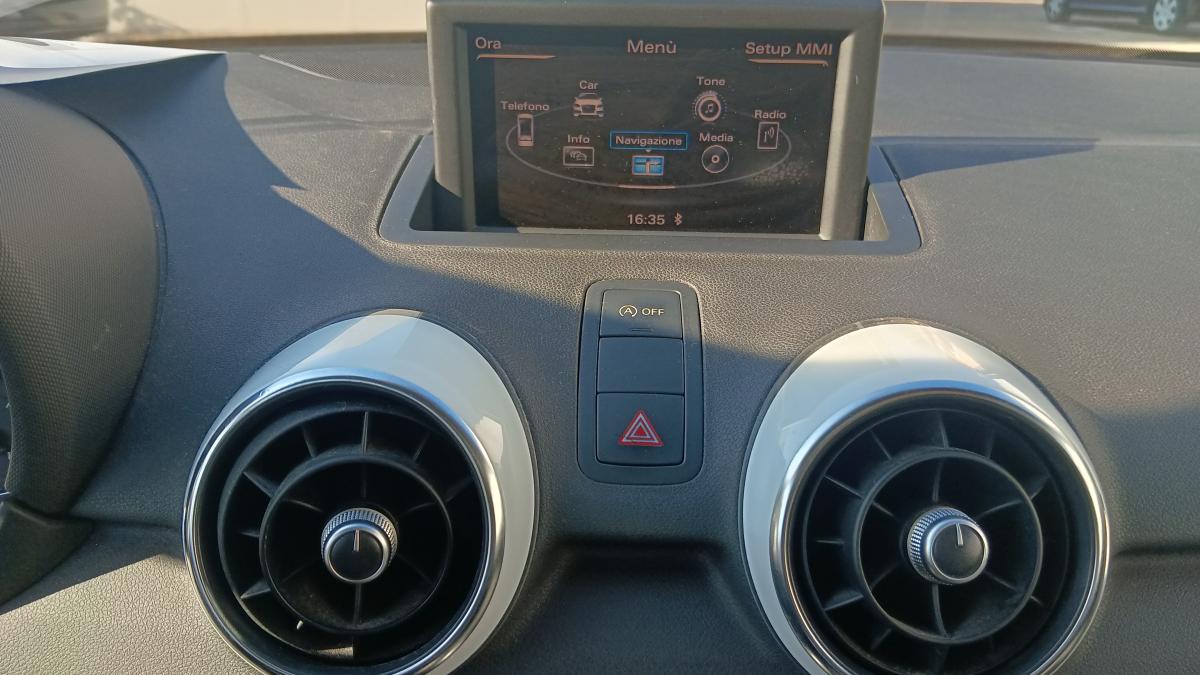 Audi A1 1.6 TDI 90CV SLINE 3P